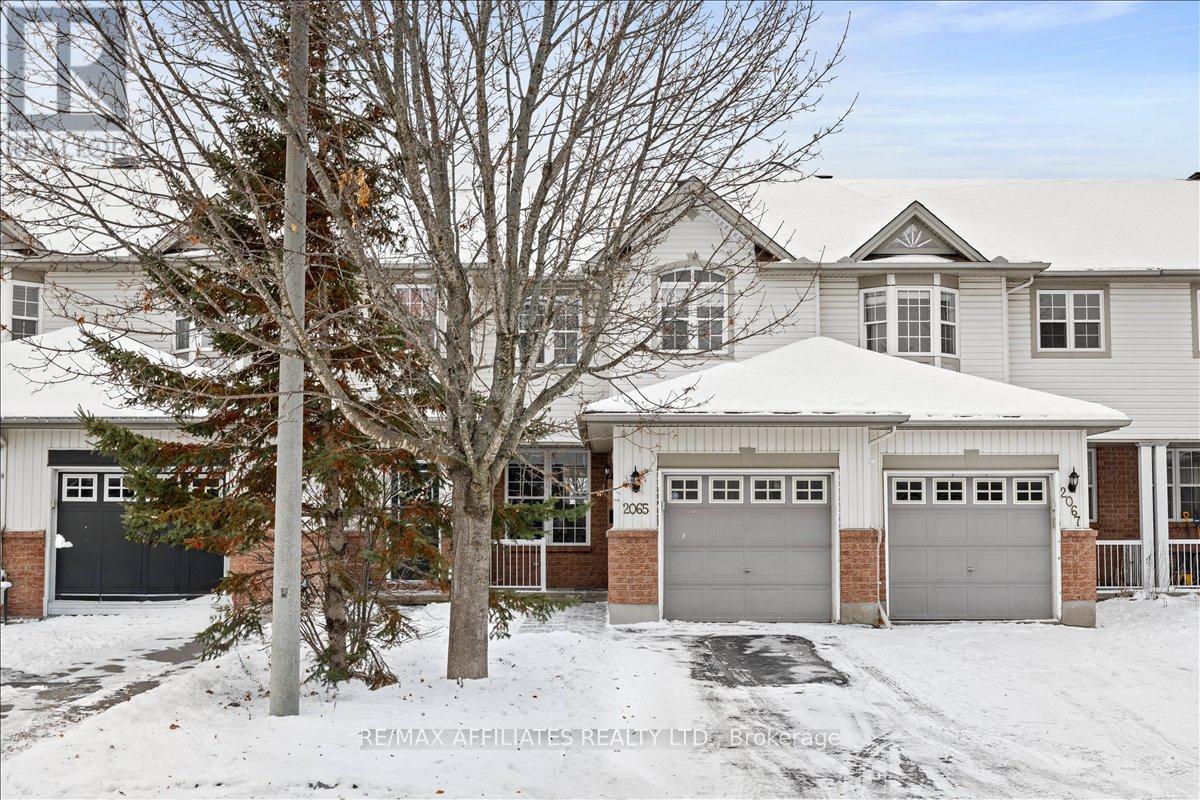 2065 BREEZEWOOD STREET, Ottawa, Ontario