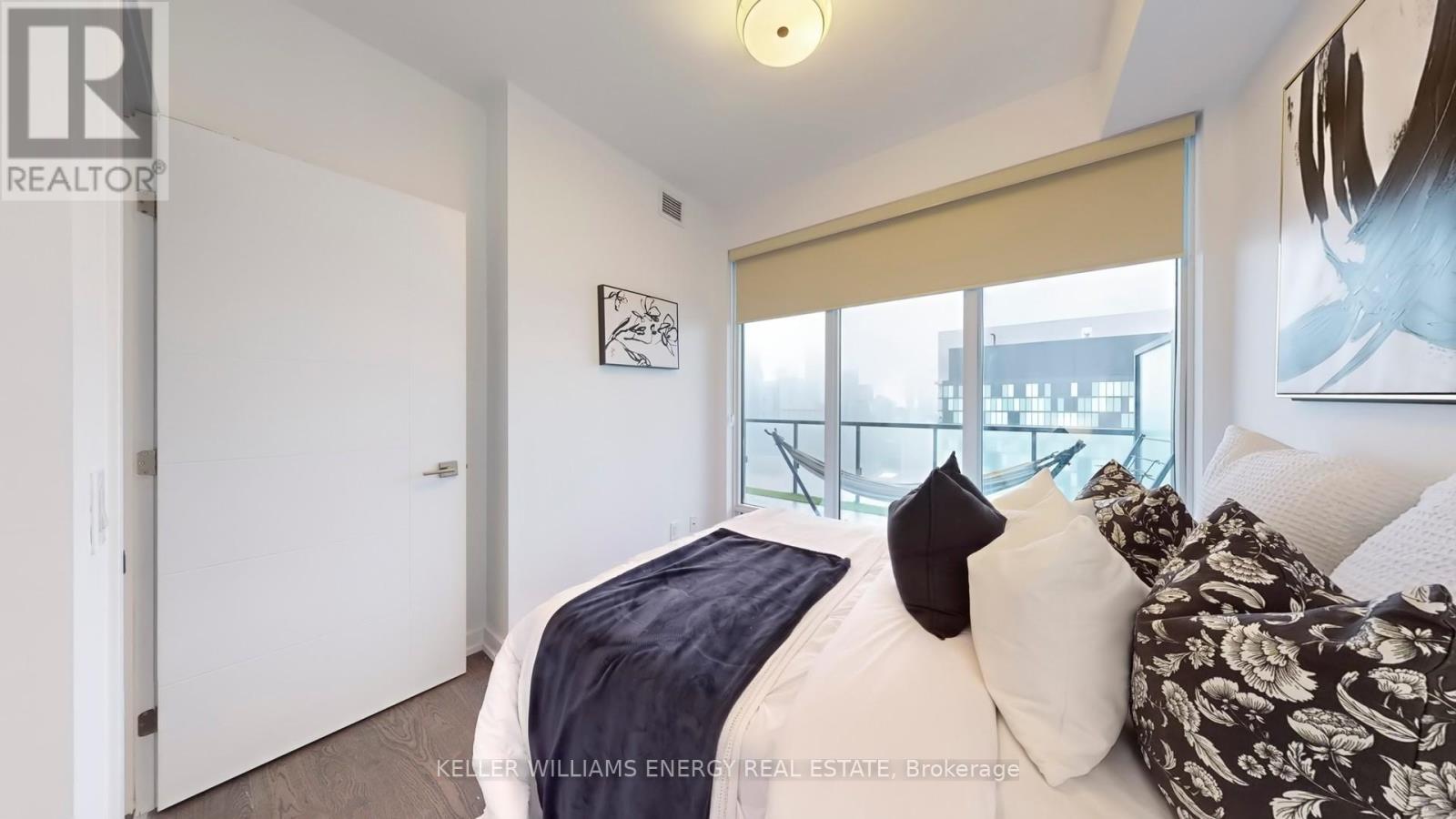 3307 - 488 University Avenue, Toronto, Ontario  M5G 0C1 - Photo 17 - C12306232