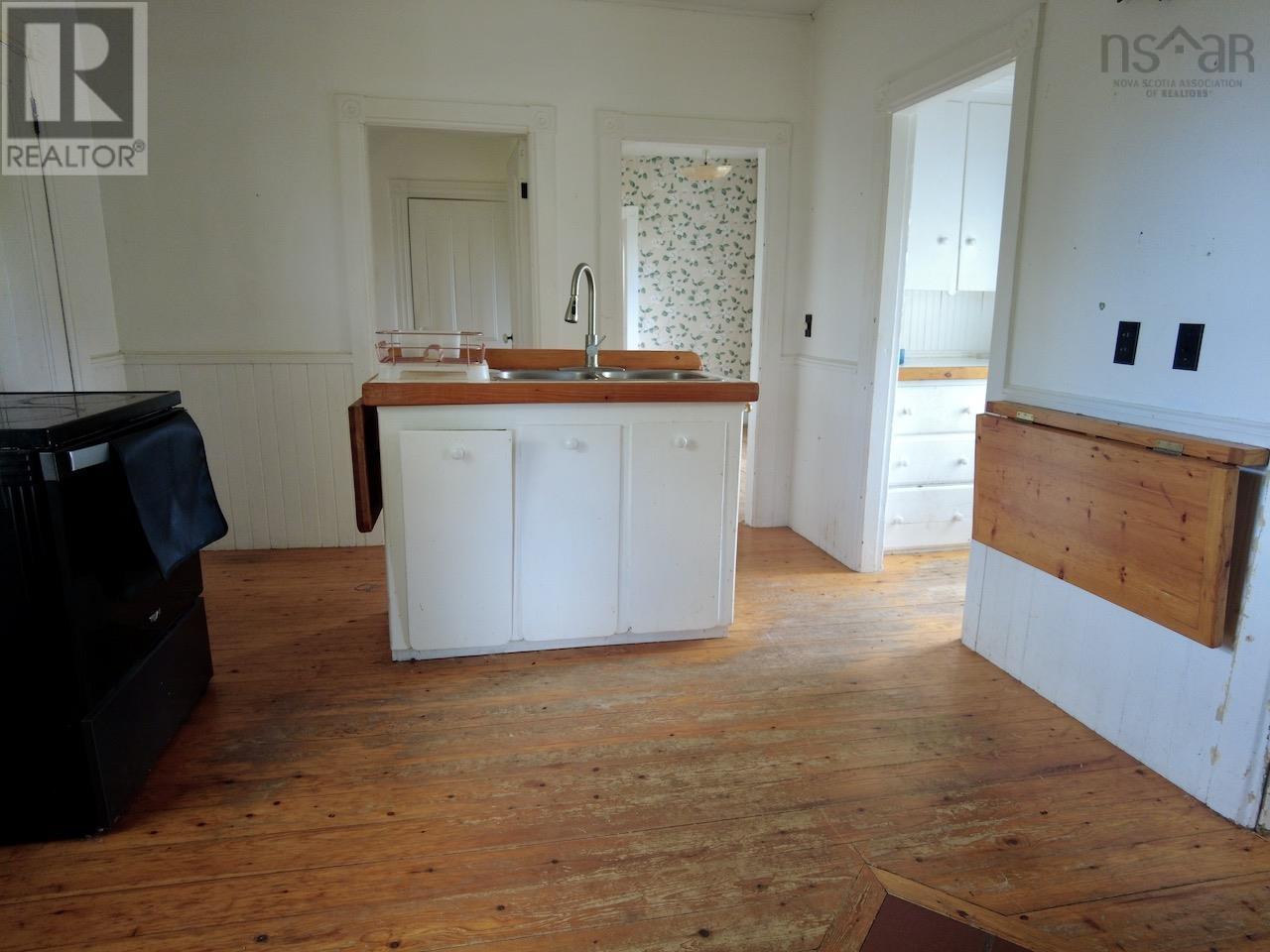 9372 Highway 6 Highway, Pugwash, Nova Scotia  B0K 1L0 - Photo 3 - 202518592