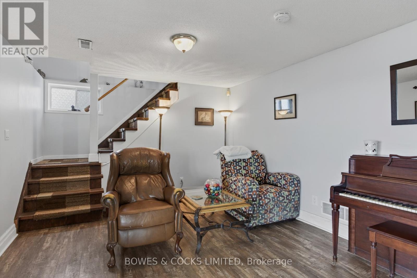 284 Port Hoover Road, Kawartha Lakes, Ontario  K0M 2C0 - Photo 26 - X12472056