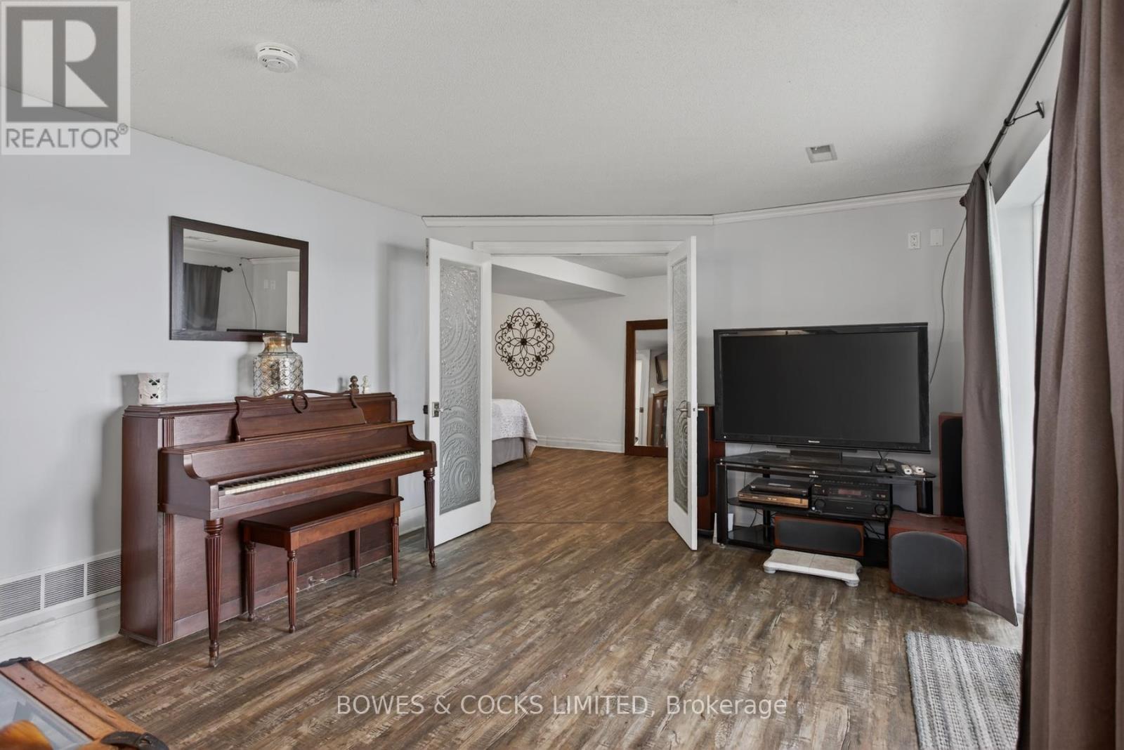 284 Port Hoover Road, Kawartha Lakes, Ontario  K0M 2C0 - Photo 27 - X12472056