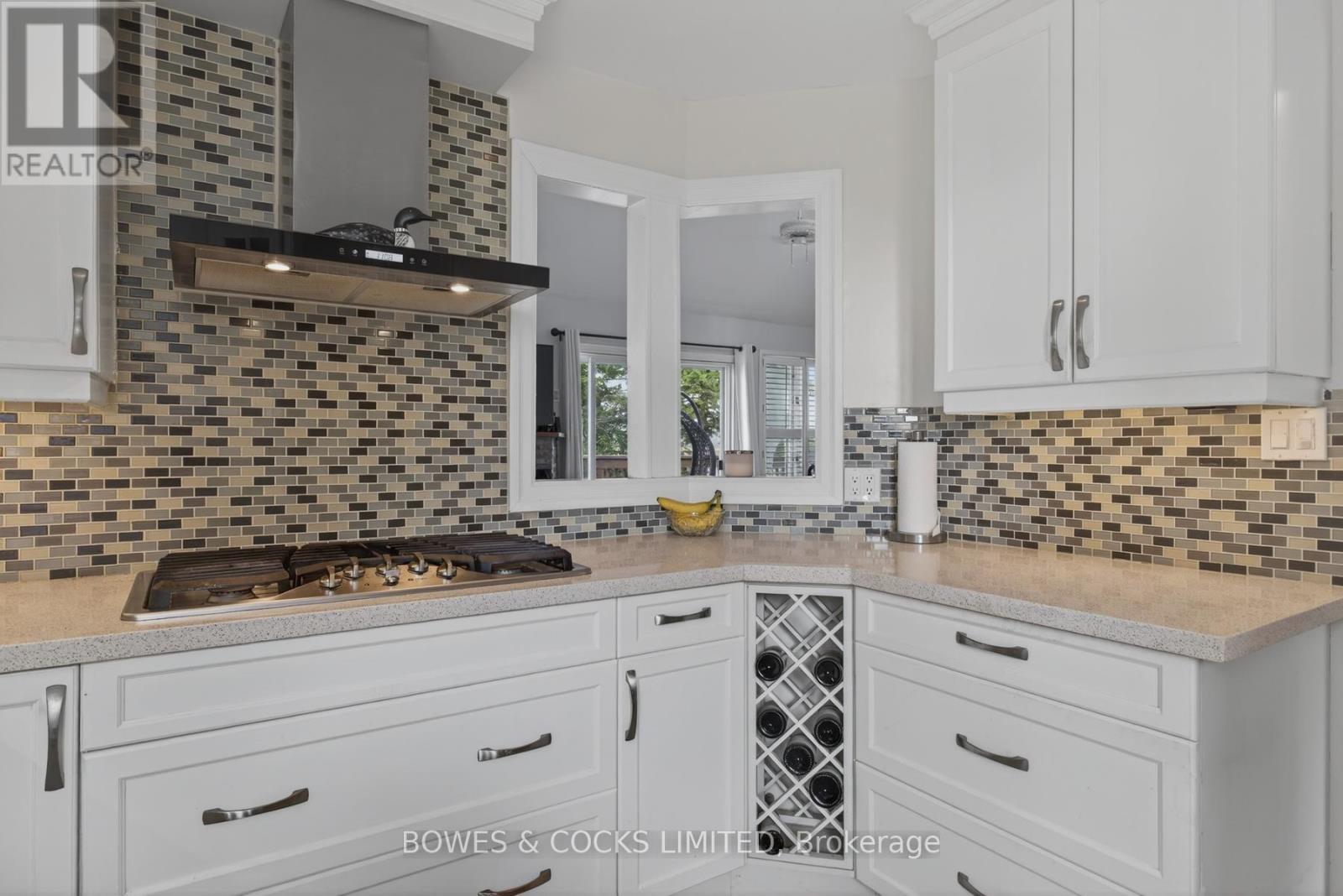 284 Port Hoover Road, Kawartha Lakes, Ontario  K0M 2C0 - Photo 6 - X12472056