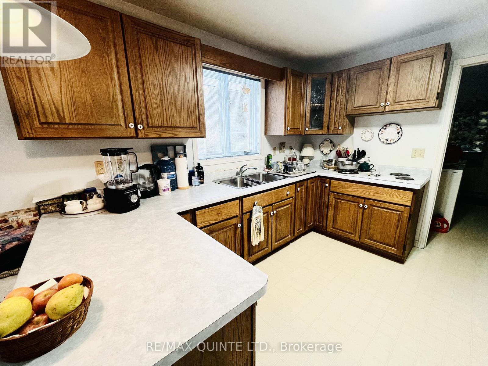 3320 Shannonville Road, Tyendinaga, Ontario  K8N 4Z6 - Photo 3 - X12611966