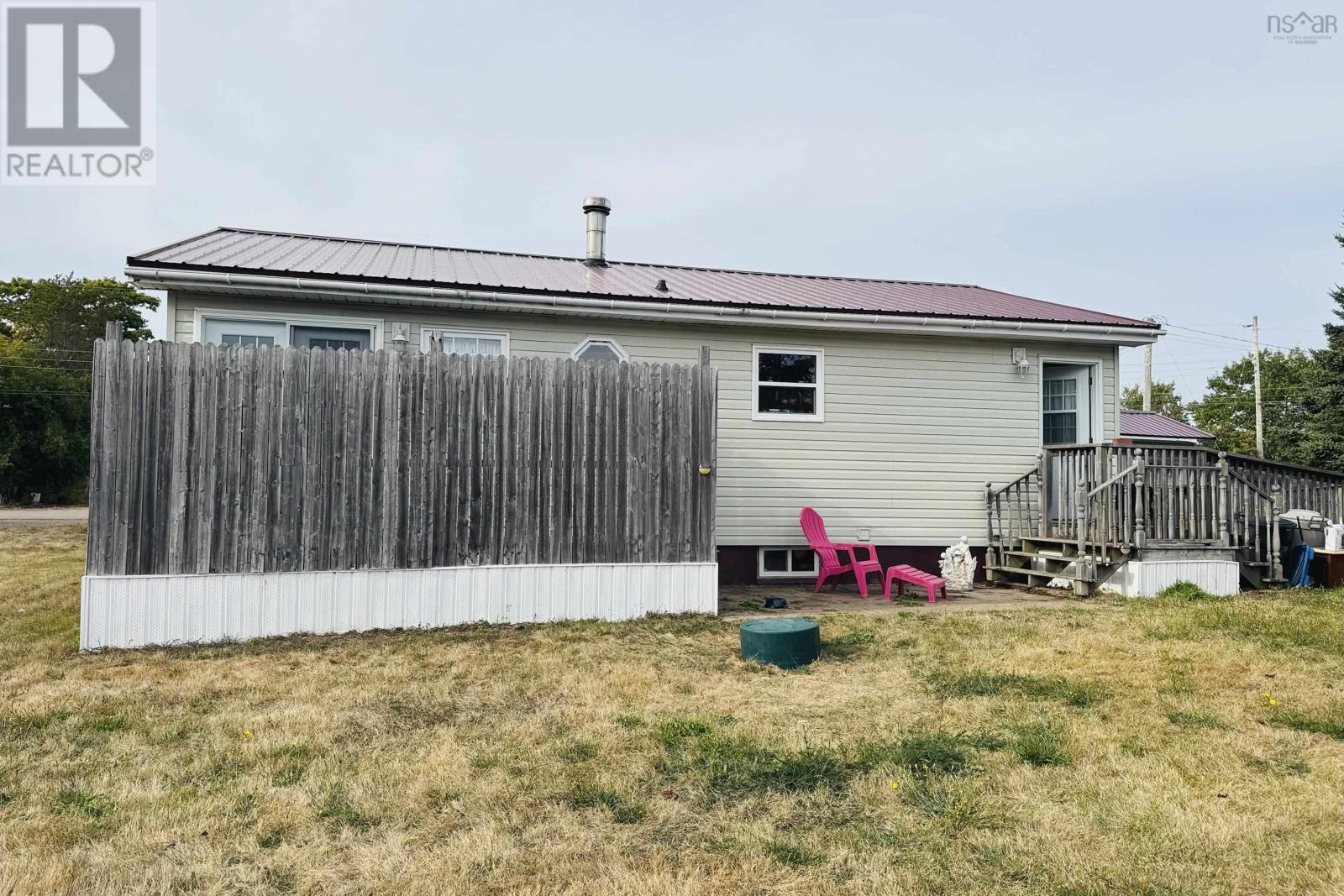 16 Maple Court, Parrsboro, Nova Scotia  B0M 1S0 - Photo 3 - 202523193