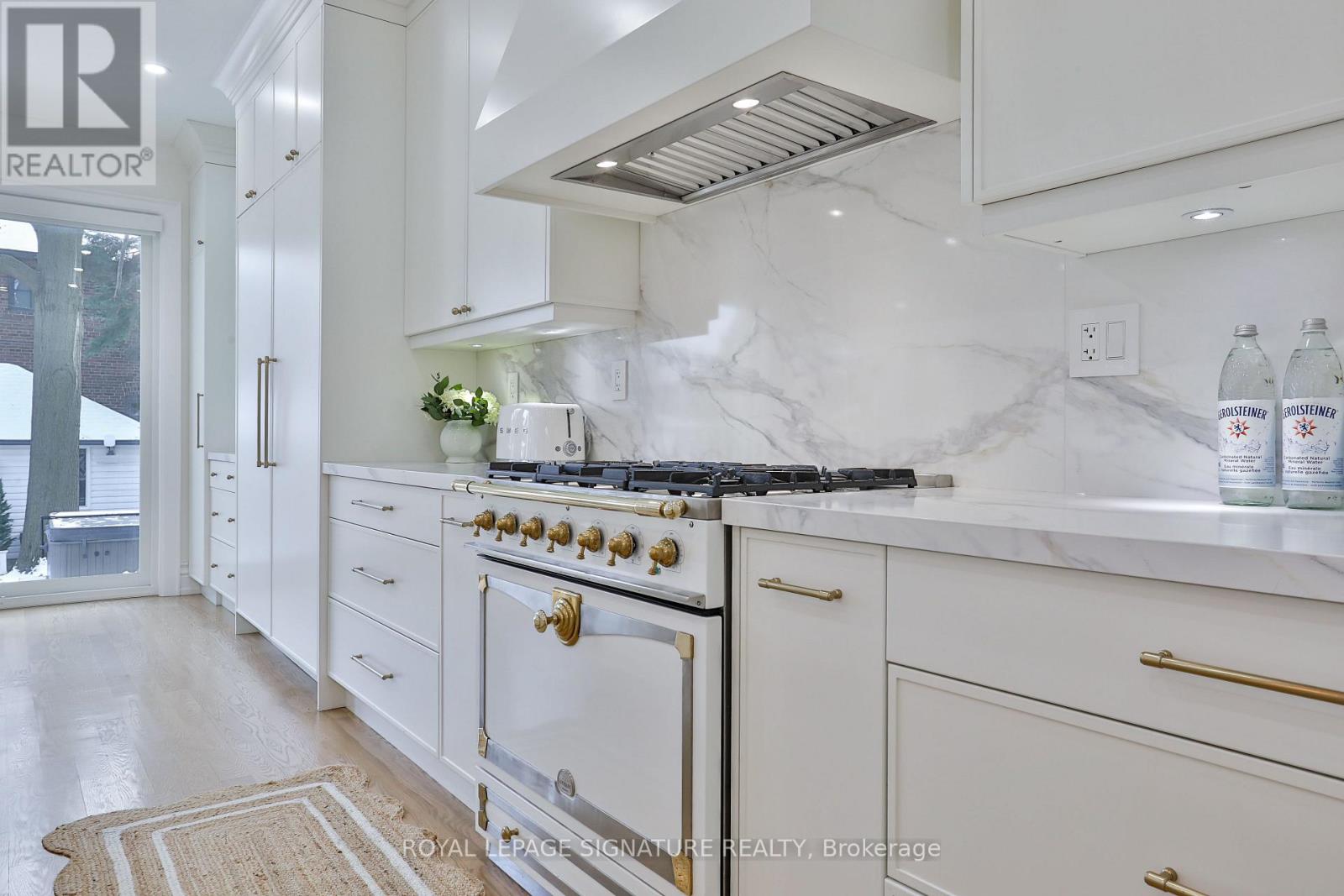 28 Belle Ayre Boulevard, Toronto, Ontario  M4S 1K3 - Photo 20 - C12609782