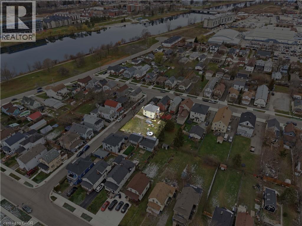 11 Patsy Avenue, Welland, Ontario  L3B 3M1 - Photo 10 - 40792924