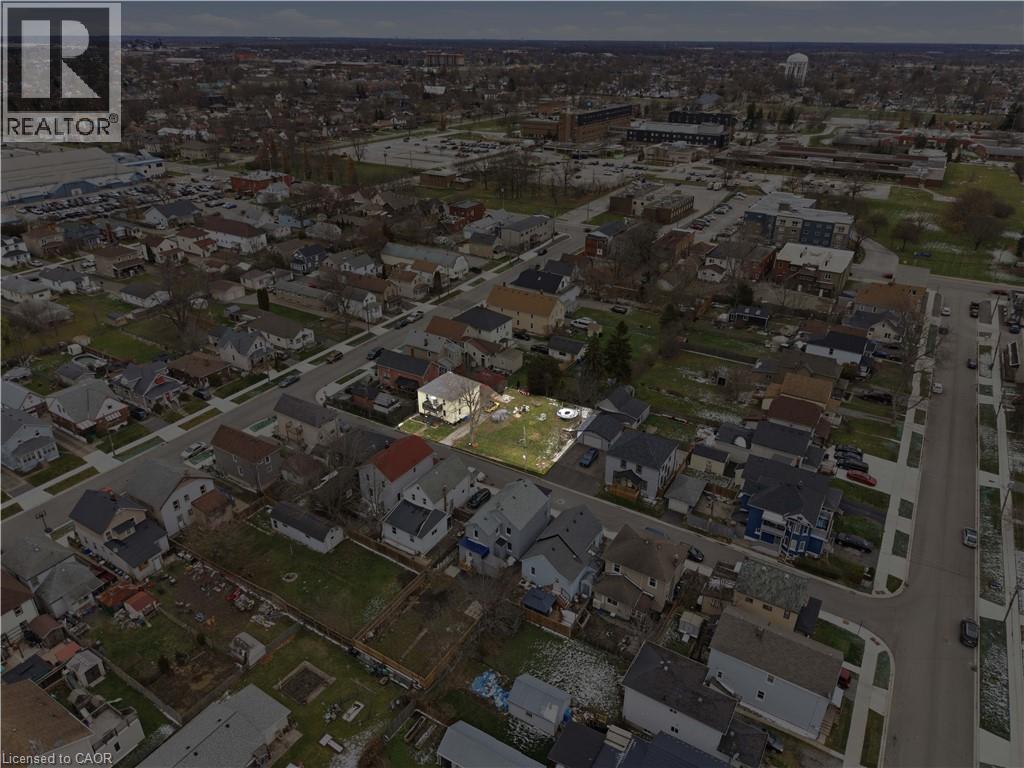 11 Patsy Avenue, Welland, Ontario  L3B 3M1 - Photo 7 - 40792924