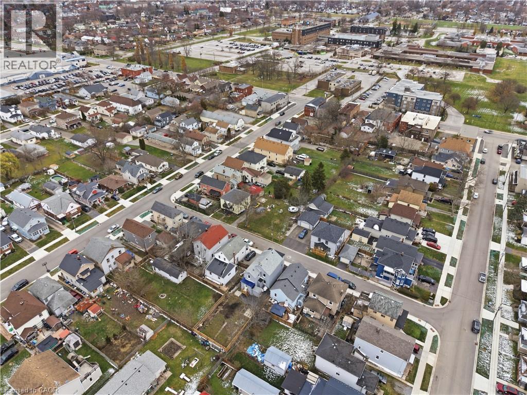 11 Patsy Avenue, Welland, Ontario  L3B 3M1 - Photo 9 - 40792924