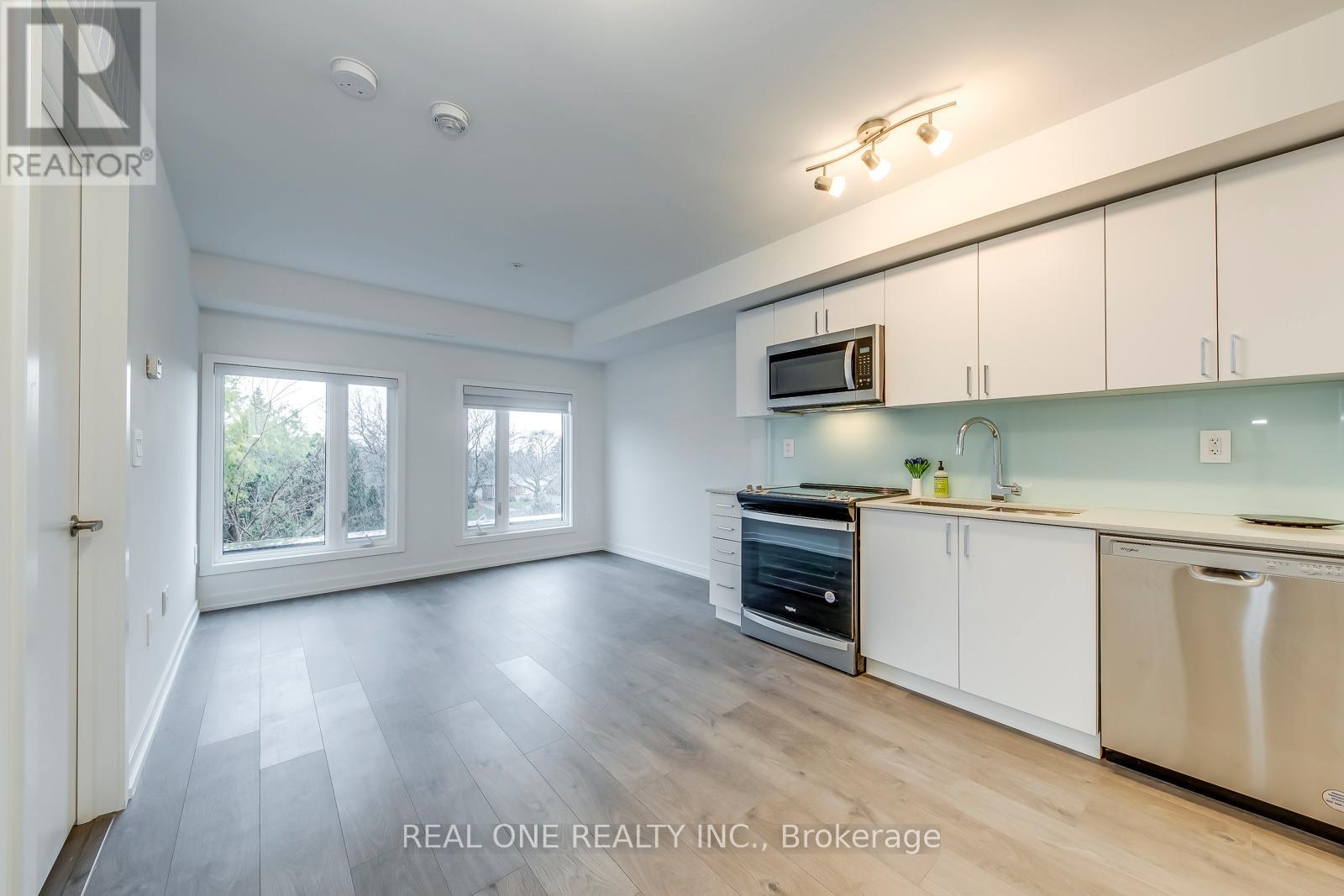 C221 - 1660 Victoria Park Avenue, Toronto, Ontario  M1R 0G8 - Photo 9 - C12611942