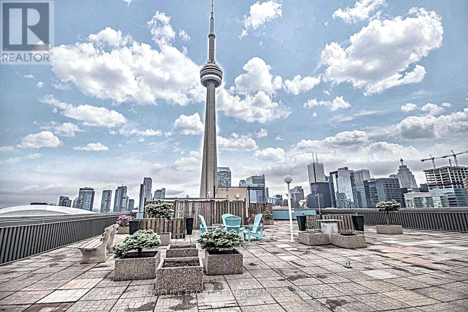 1604 - 270 Queens Quay W, Toronto, Ontario  M5J 2N4 - Photo 19 - C12611960