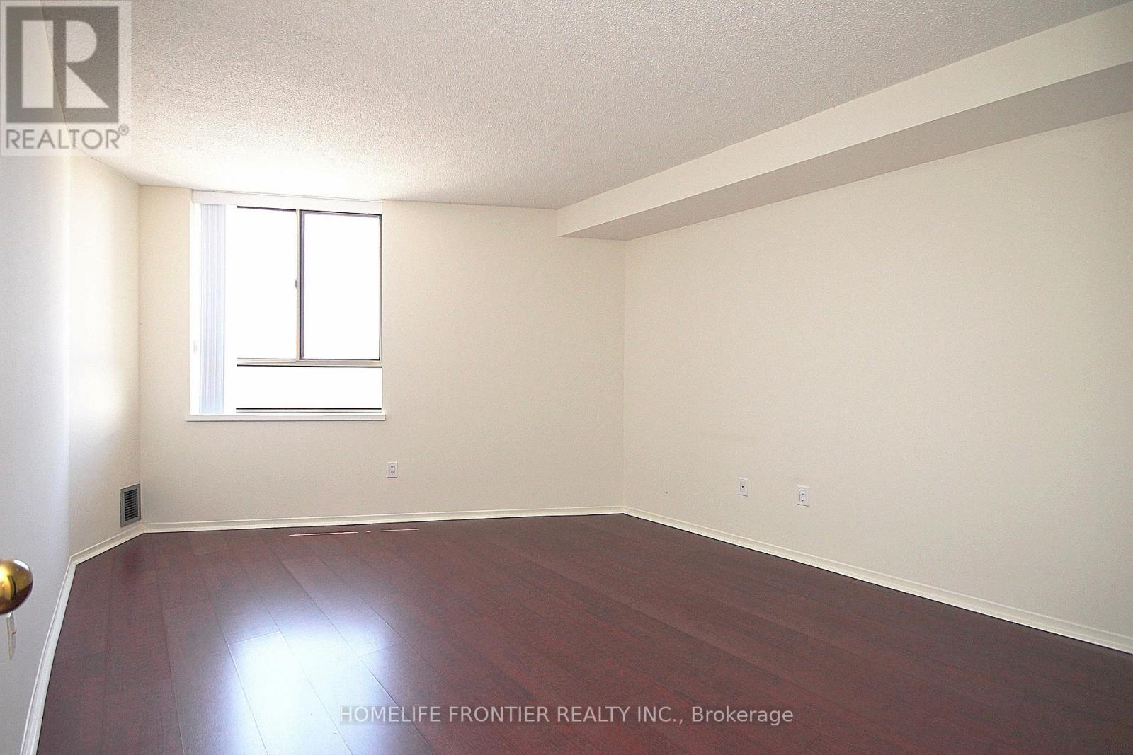 1604 - 270 Queens Quay W, Toronto, Ontario  M5J 2N4 - Photo 8 - C12611960