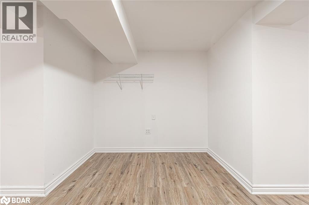 15 Herrell Avenue, Barrie, Ontario  L4N 6T5 - Photo 13 - 40792942