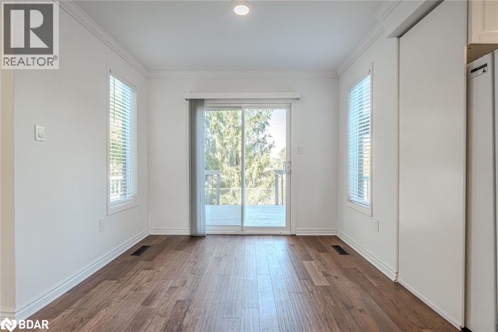 15 Herrell Avenue, Barrie, Ontario  L4N 6T5 - Photo 6 - 40792942