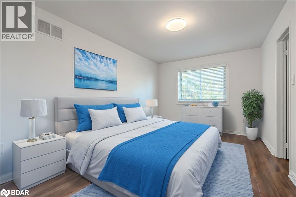 15 Herrell Avenue, Barrie, Ontario  L4N 6T5 - Photo 7 - 40792942