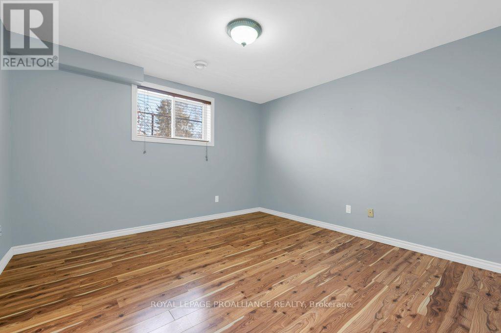 20 Terance Street, Quinte West, Ontario  K8V 5L5 - Photo 20 - X12608918