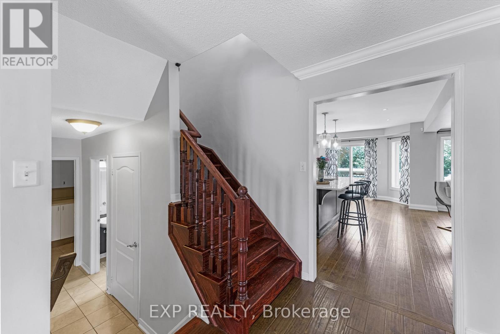 35 Viscount Way, East Gwillimbury (Mt Albert), Ontario  L0G 1M0 - Photo 19 - N12611970