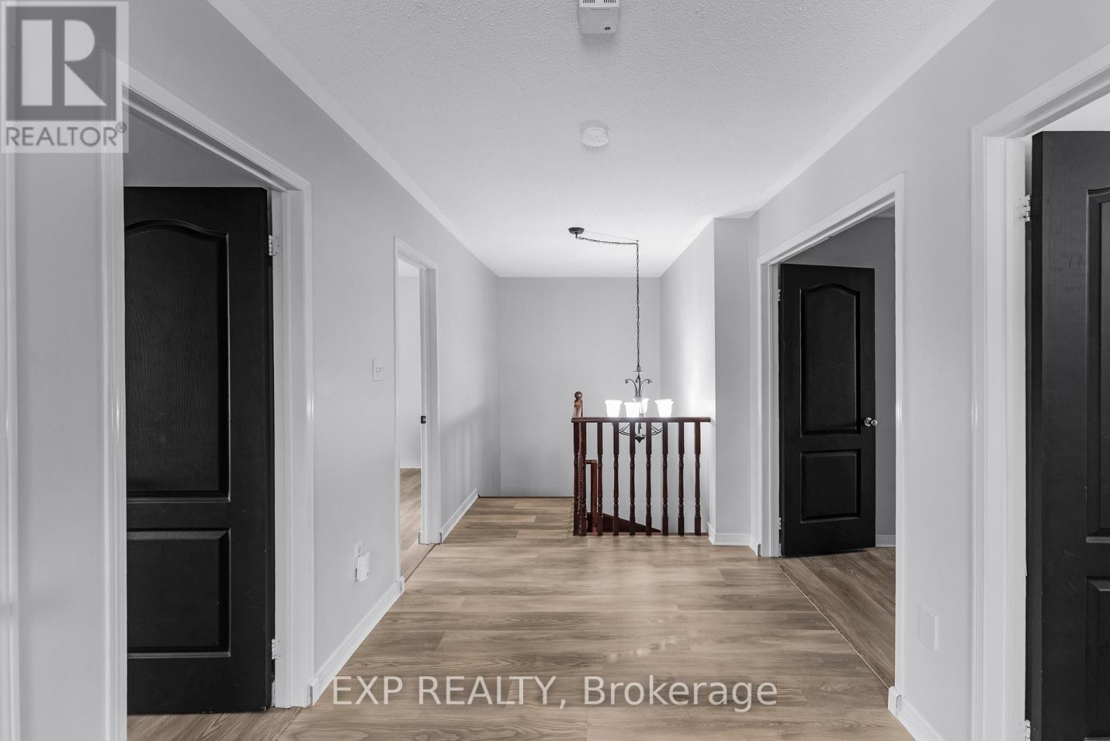 35 Viscount Way, East Gwillimbury (Mt Albert), Ontario  L0G 1M0 - Photo 20 - N12611970