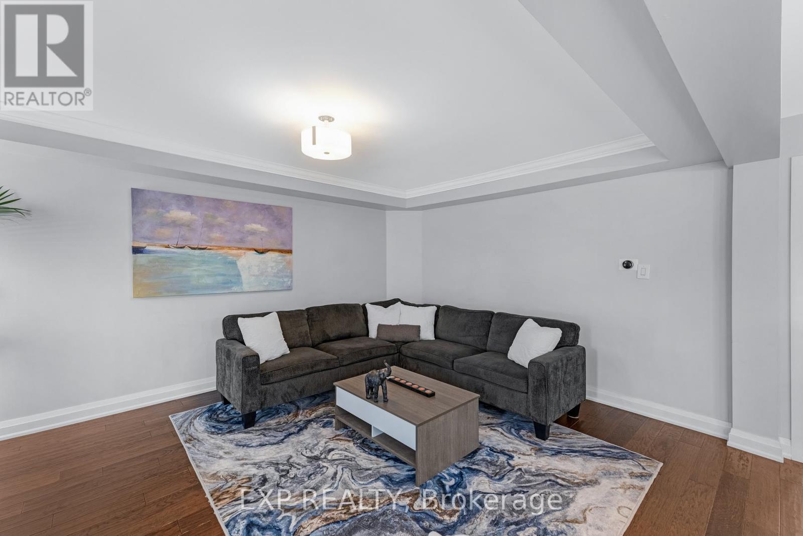 35 Viscount Way, East Gwillimbury (Mt Albert), Ontario  L0G 1M0 - Photo 5 - N12611970