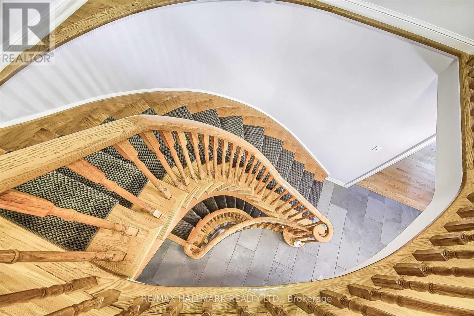 29 Rosegarden Crescent, Richmond Hill, Ontario  L4E 2P4 - Photo 22 - N12611972