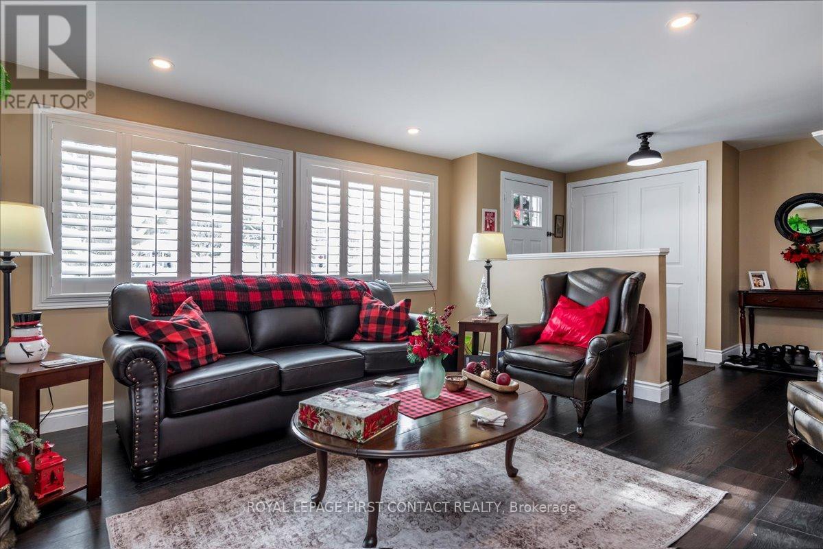 10 South Boulevard, Innisfil, Ontario  L9S 1L7 - Photo 4 - N12611986