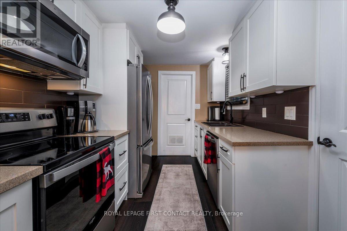 10 South Boulevard, Innisfil, Ontario  L9S 1L7 - Photo 9 - N12611986