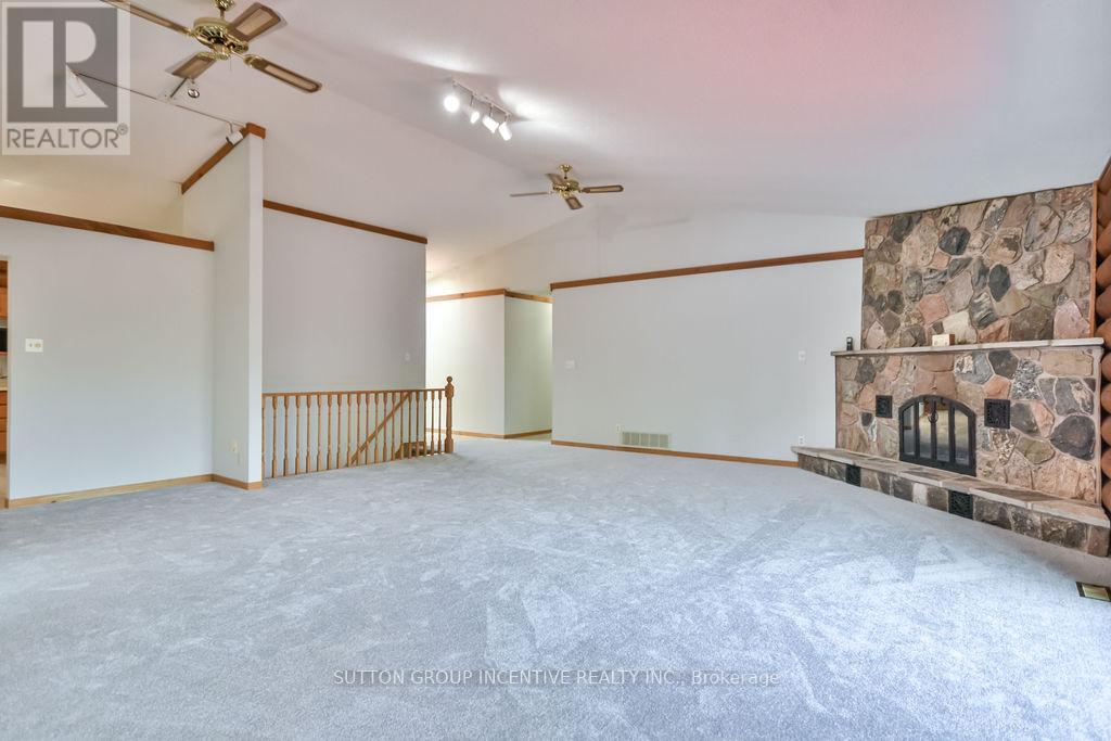 199 Anne Street N, Barrie (Sunnidale), Ontario  L4N 4T4 - Photo 11 - S12611956