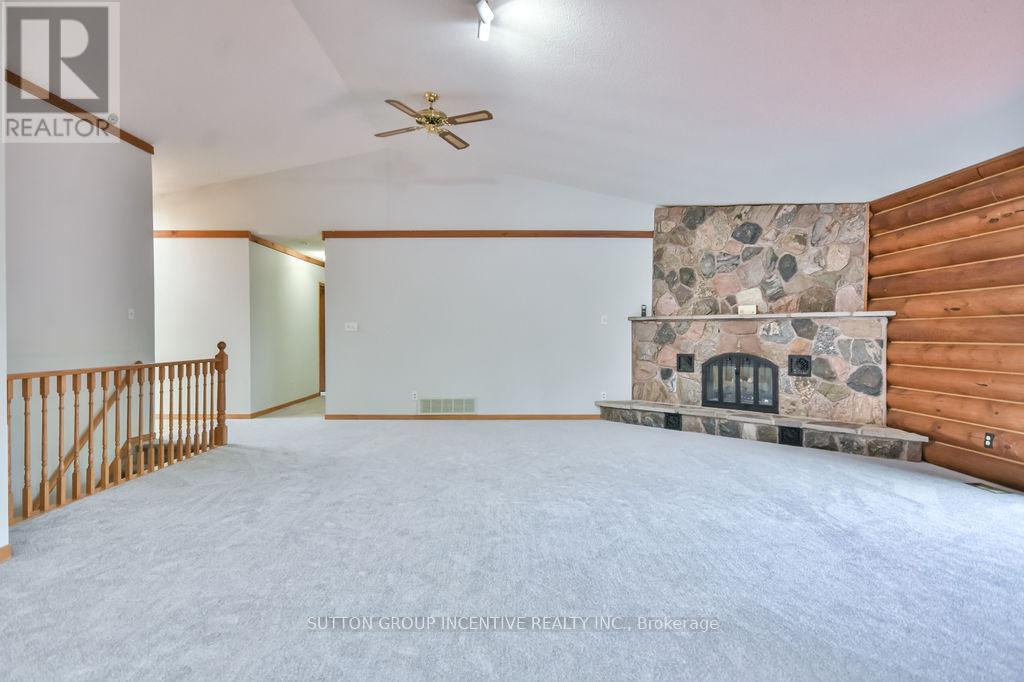 199 Anne Street N, Barrie (Sunnidale), Ontario  L4N 4T4 - Photo 12 - S12611956