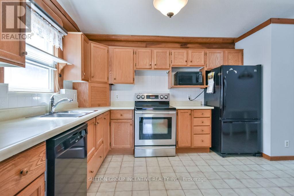 199 Anne Street N, Barrie (Sunnidale), Ontario  L4N 4T4 - Photo 14 - S12611956