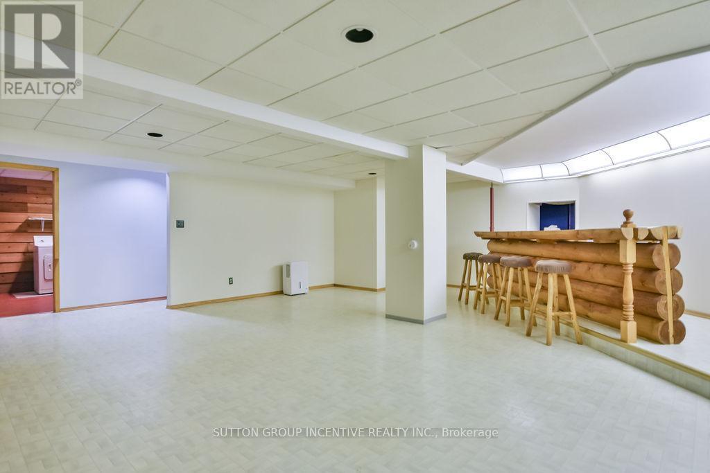 199 Anne Street N, Barrie (Sunnidale), Ontario  L4N 4T4 - Photo 35 - S12611956