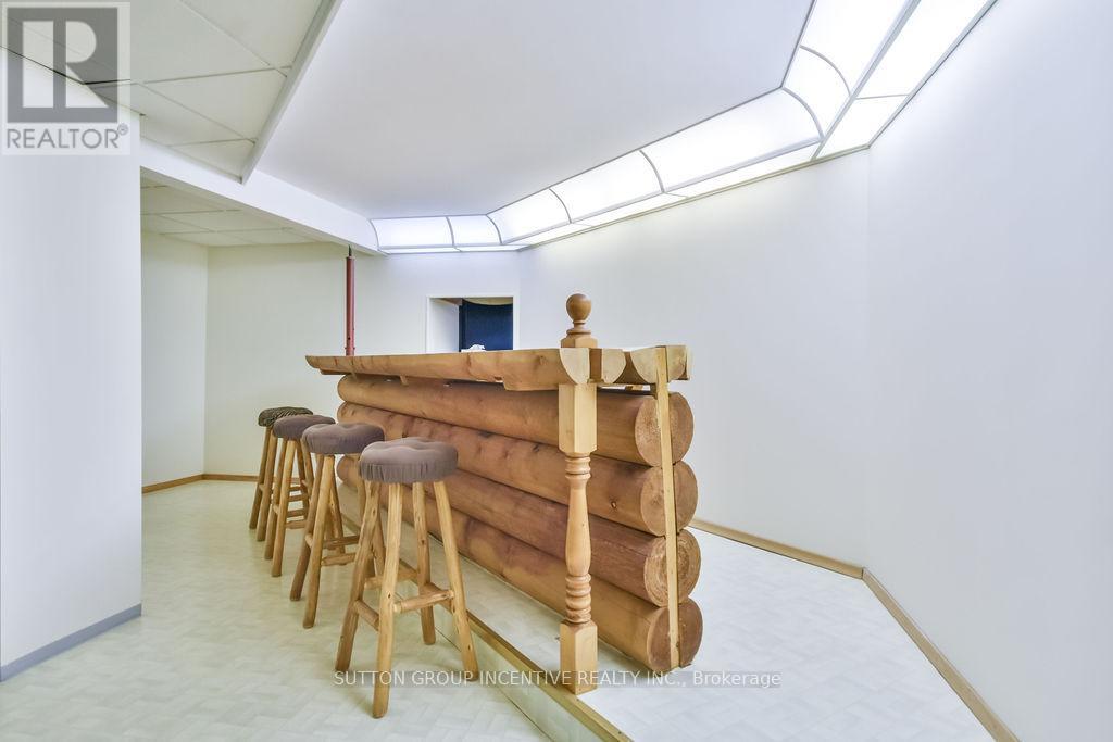 199 Anne Street N, Barrie (Sunnidale), Ontario  L4N 4T4 - Photo 36 - S12611956