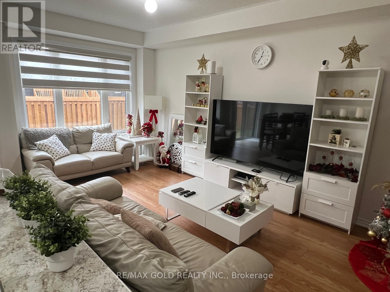 31 Tamworth Terrace, Barrie, Ontario  L9J 0W5 - Photo 8 - S12612000