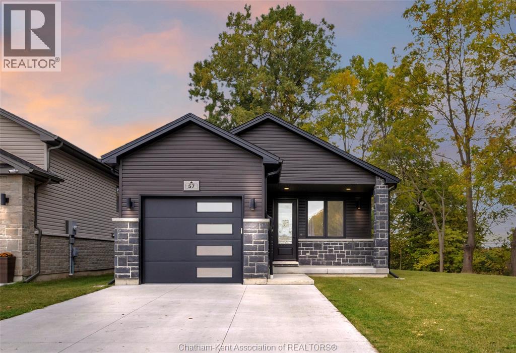 57 Baffin Way, Chatham, Ontario N7L 0C4 - Photo 2 - 25028527
