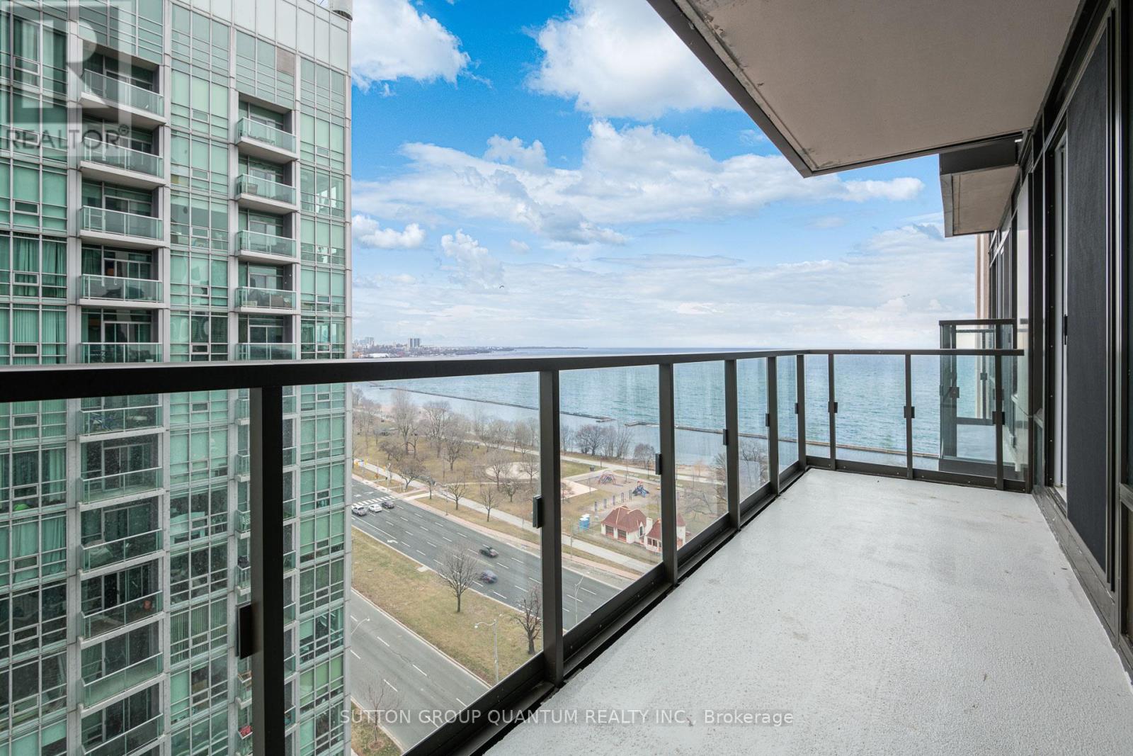 1706 - 1926 Lake Shore Boulevard W, Toronto, Ontario M6S 1A1 - Photo 19 - W12611946