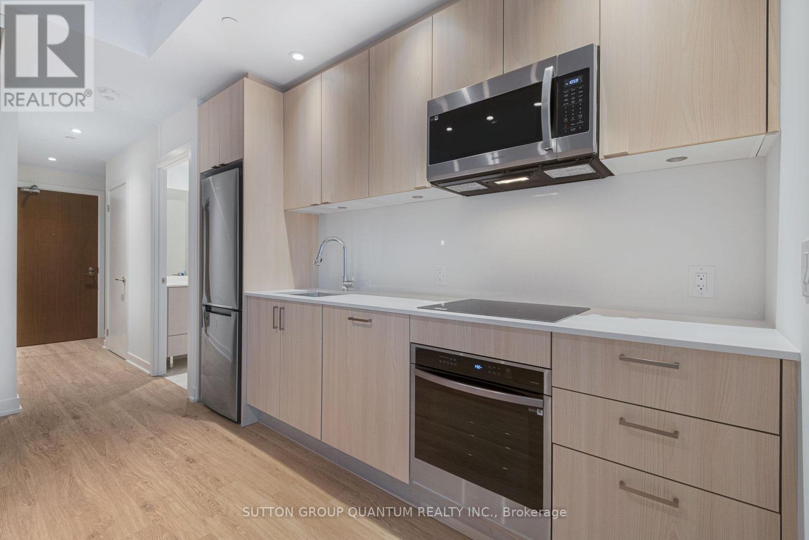 1706 - 1926 Lake Shore Boulevard W, Toronto, Ontario M6S 1A1 - Photo 5 - W12611946