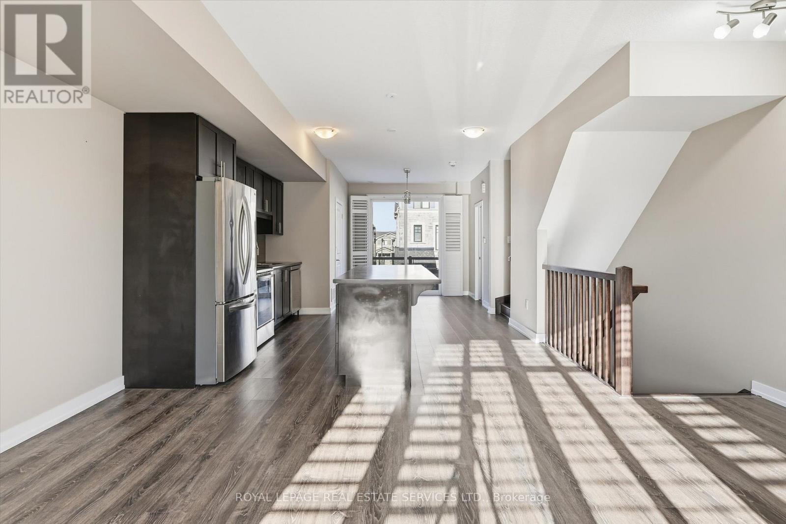 85 Esplanade Lane, Grimsby, Ontario  L3M 0H2 - Photo 12 - X12611954