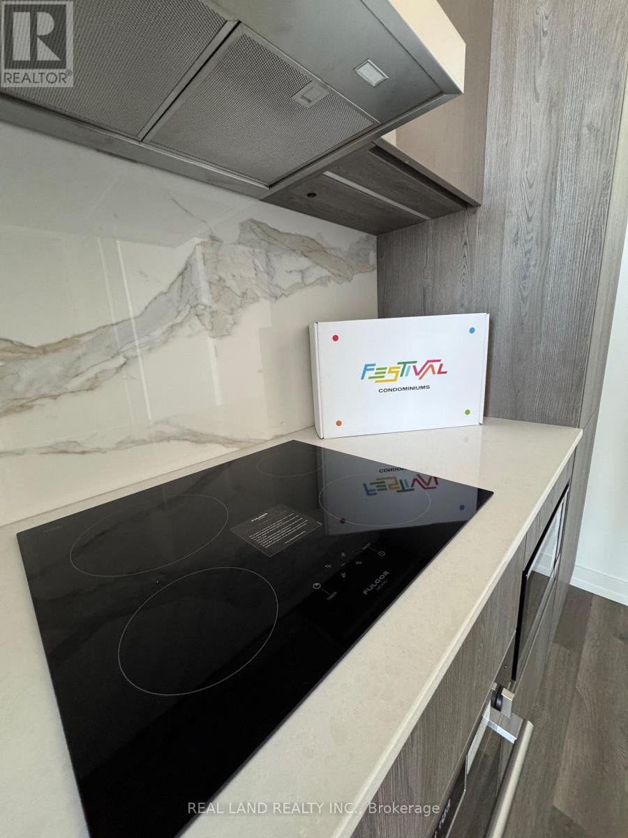 3603 - 8 Interchange Way, Vaughan, Ontario  L4K 5Z7 - Photo 27 - N12608864