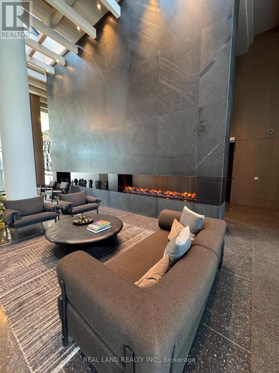 3603 - 8 Interchange Way, Vaughan, Ontario  L4K 5Z7 - Photo 23 - N12608864