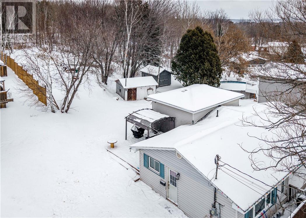 1568 Lakeshore Drive, Val Caron, Ontario  P3N 1L3 - Photo 21 - 2125874