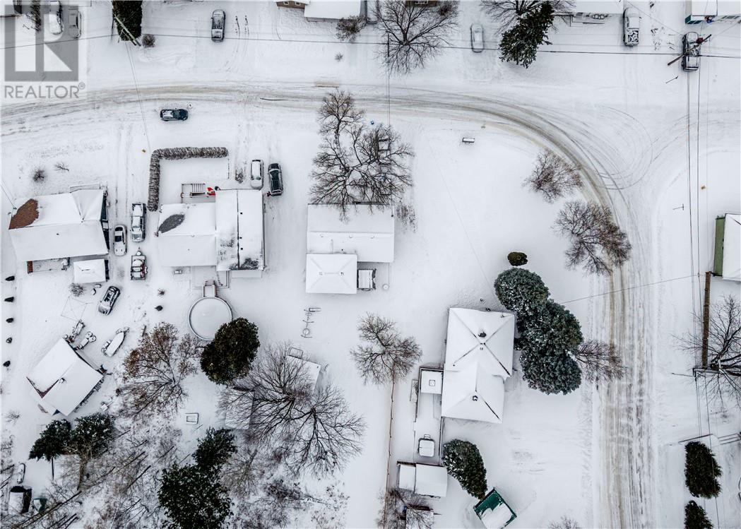 1568 Lakeshore Drive, Val Caron, Ontario  P3N 1L3 - Photo 24 - 2125874