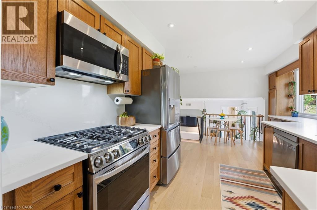 348 Sydenham Road, Dundas, Ontario  L9H 5E2 - Photo 11 - 40782620