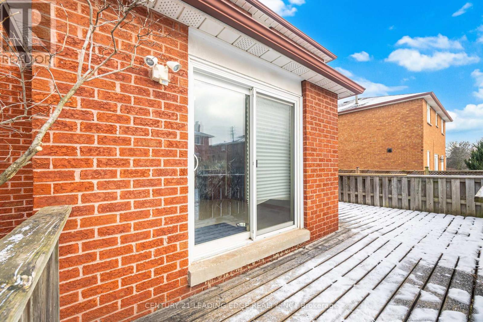 260 Old Orchard Circle, Oakville, Ontario L6H 4N7 - Photo 29 - W12610350