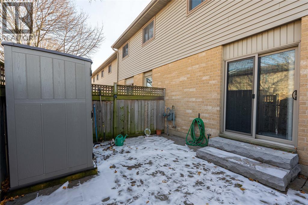 27 York Crescent Unit# 74, Sarnia, Ontario  N7S 6H9 - Photo 25 - 25031413