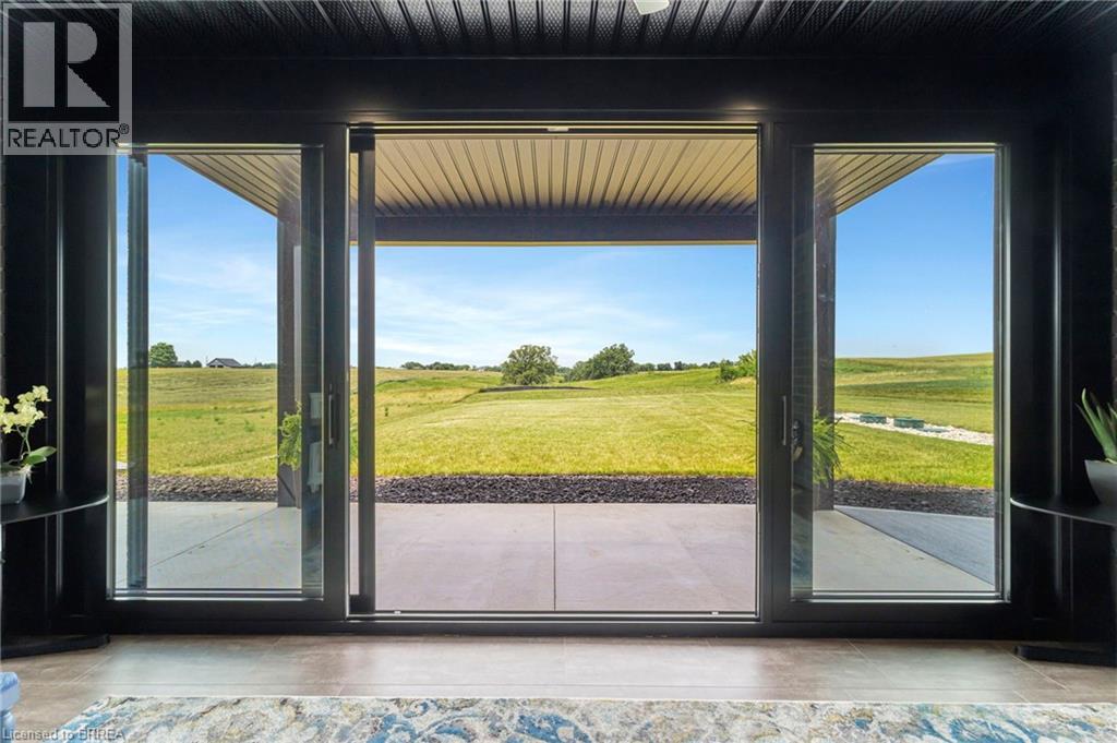 14 Hudson Drive, Brantford, Ontario  N3T 5L7 - Photo 49 - 40792804