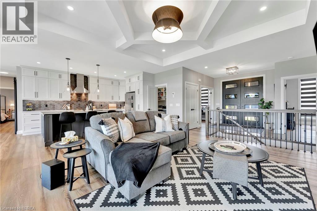 14 Hudson Drive, Brantford, Ontario  N3T 5L7 - Photo 9 - 40792804