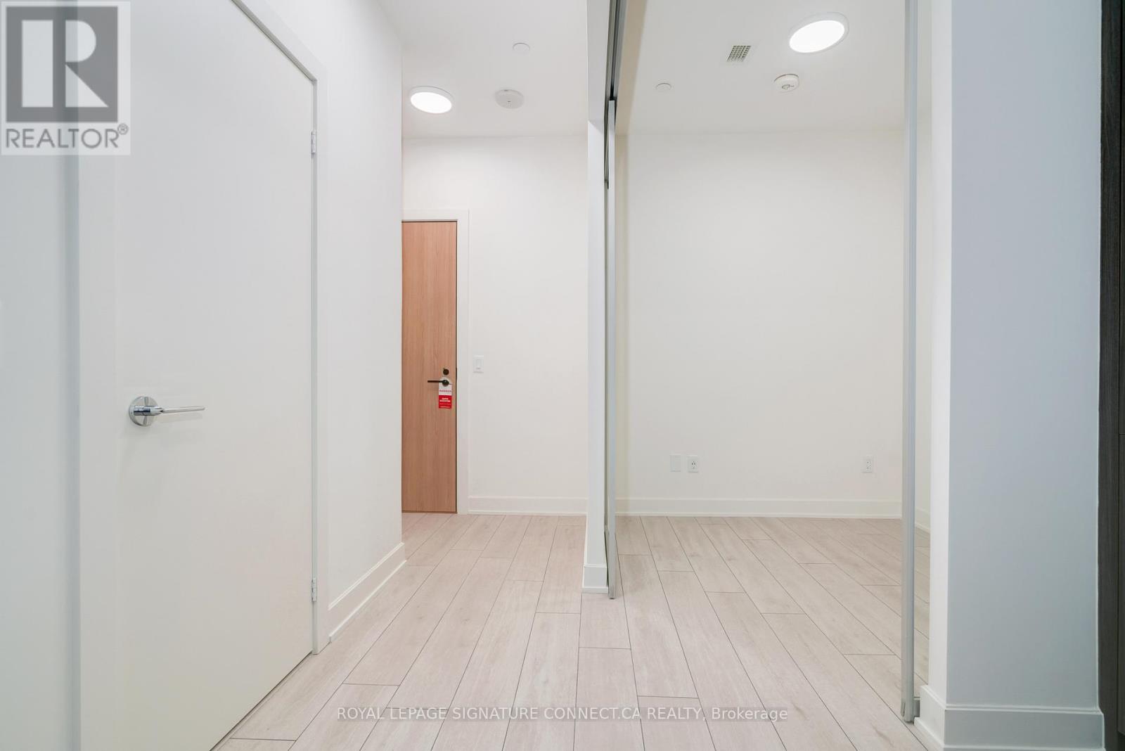 317 - 15 Mercer Street, Toronto, Ontario  M5V 1H2 - Photo 4 - C12612018