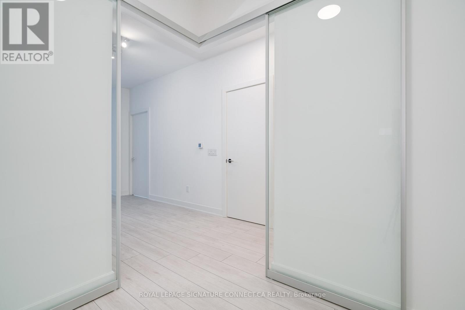 317 - 15 Mercer Street, Toronto, Ontario  M5V 1H2 - Photo 8 - C12612018