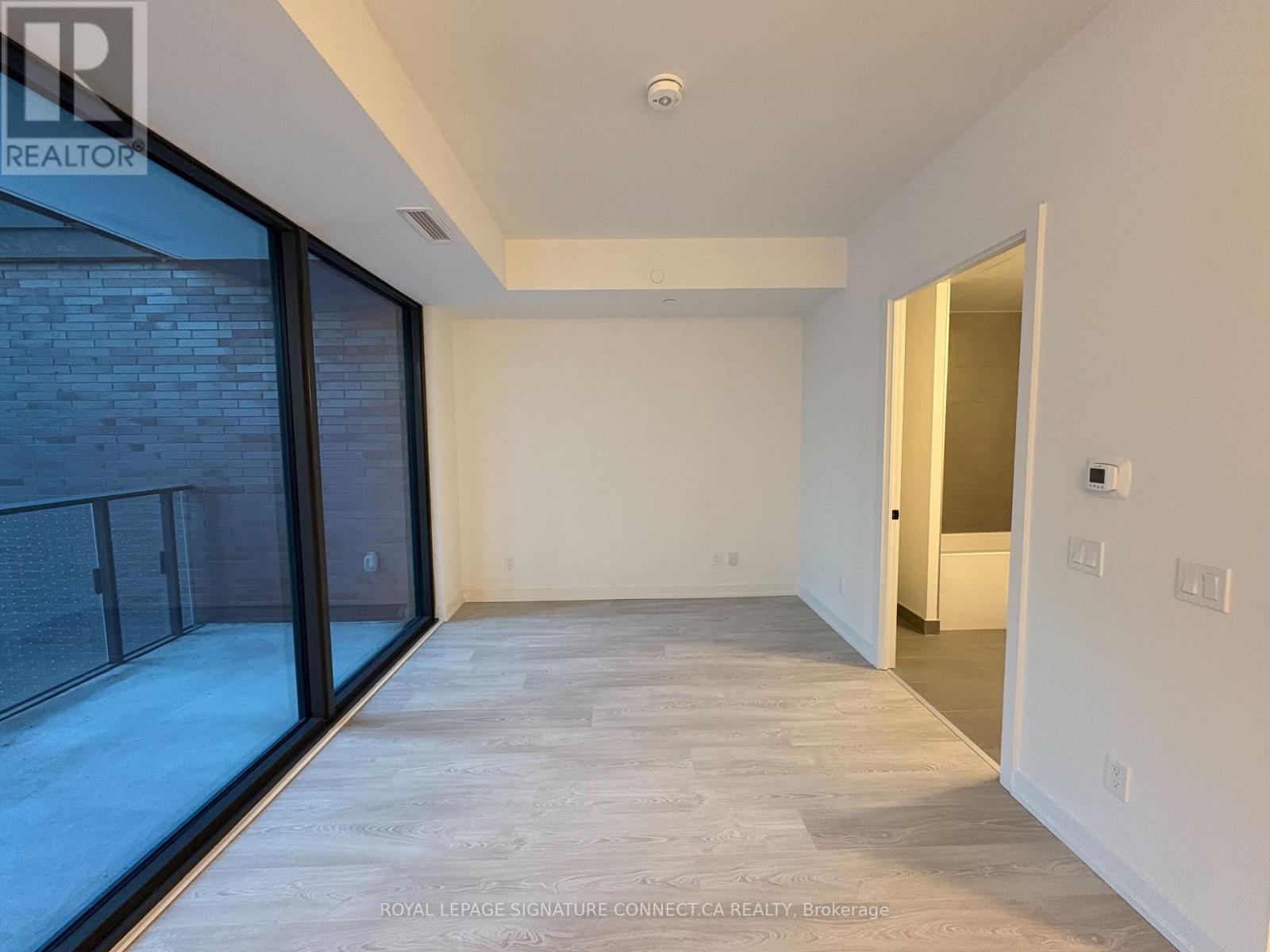 302 - 35 Parliament Street, Toronto, Ontario  M5A 1G1 - Photo 4 - C12612050