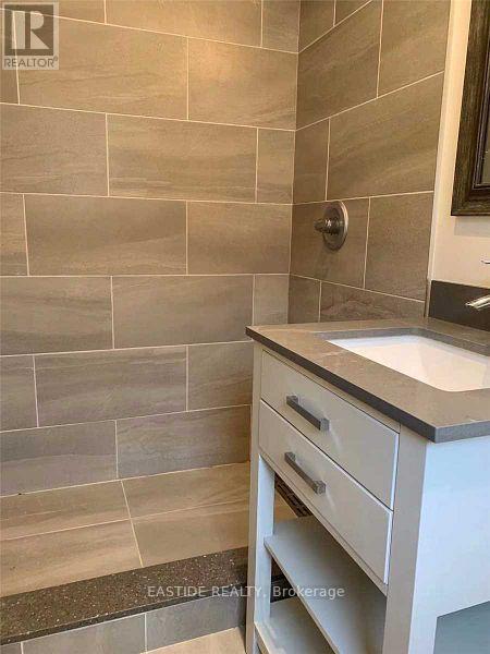 66 Seamist Crescent, Toronto, Ontario  M1V 3K4 - Photo 13 - E12612046