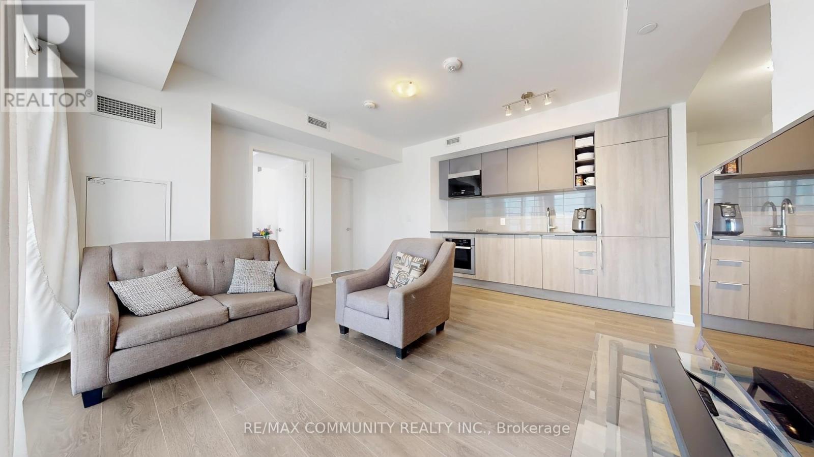 1003 - 2033 Kennedy Road, Toronto, Ontario  M1T 0B9 - Photo 17 - E12612056