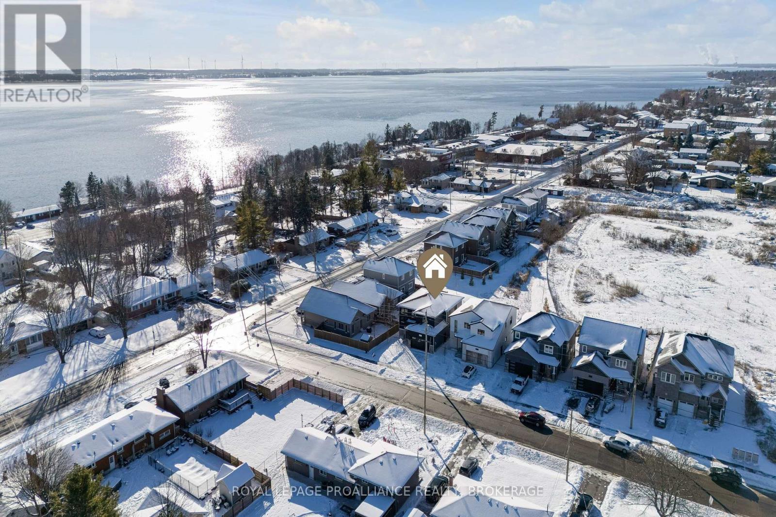 2 Park Crescent, Loyalist, Ontario  K7N 0C2 - Photo 2 - X12512806